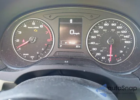 2017 Audi A3 2.0T Premium z USA, uszkodzony, nr VIN WAUAUGFF6H1044312